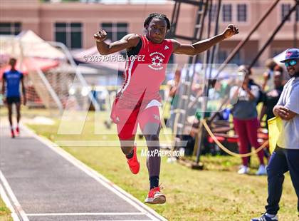 Thumbnail 3 in UIL 6A Track & Field Area 13&14 (Triple Jump) photogallery.