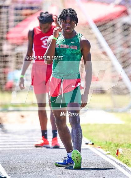 Thumbnail 1 in UIL 6A Track & Field Area 13&14 (Triple Jump) photogallery.