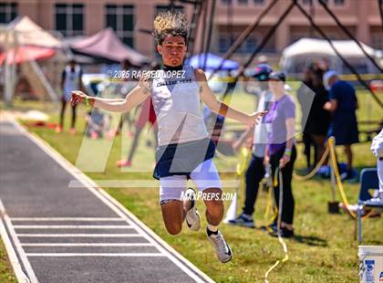 Thumbnail 3 in UIL 6A Track & Field Area 13&14 (Triple Jump) photogallery.