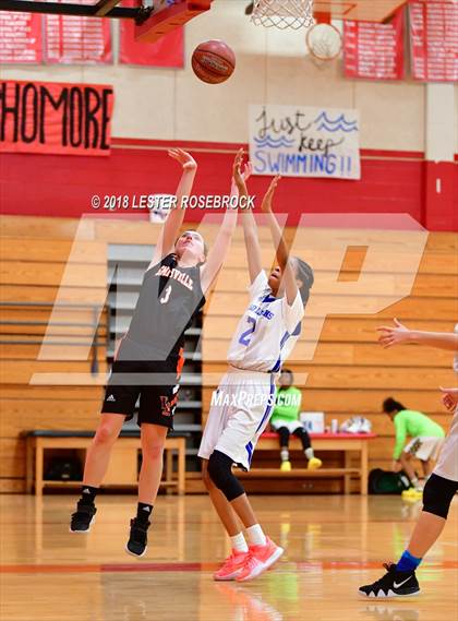 Thumbnail 3 in Smithville vs. Sunnybrook Christian (Fredericksburg Tournament) photogallery.