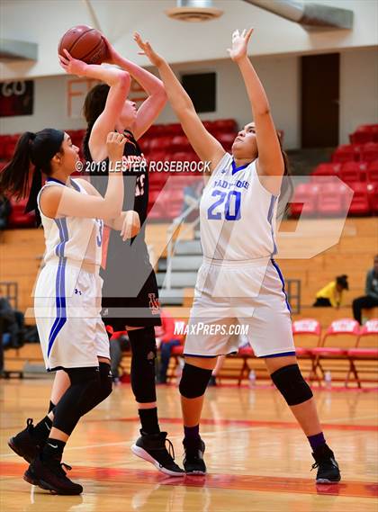 Thumbnail 2 in Smithville vs. Sunnybrook Christian (Fredericksburg Tournament) photogallery.