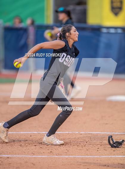 Thumbnail 2 in Sage Creek vs. Oceanside (CIFSDS Division 3 Championship) photogallery.