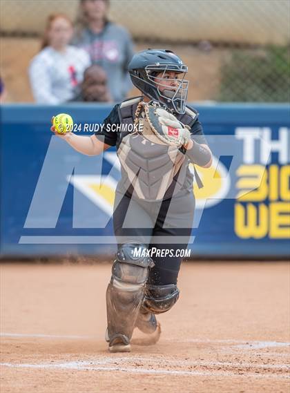 Thumbnail 3 in Sage Creek vs. Oceanside (CIFSDS Division 3 Championship) photogallery.