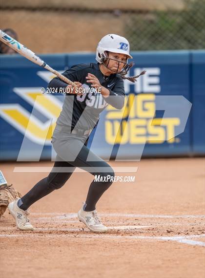 Thumbnail 1 in Sage Creek vs. Oceanside (CIFSDS Division 3 Championship) photogallery.