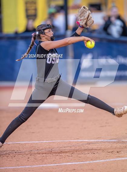 Thumbnail 1 in Sage Creek vs. Oceanside (CIFSDS Division 3 Championship) photogallery.