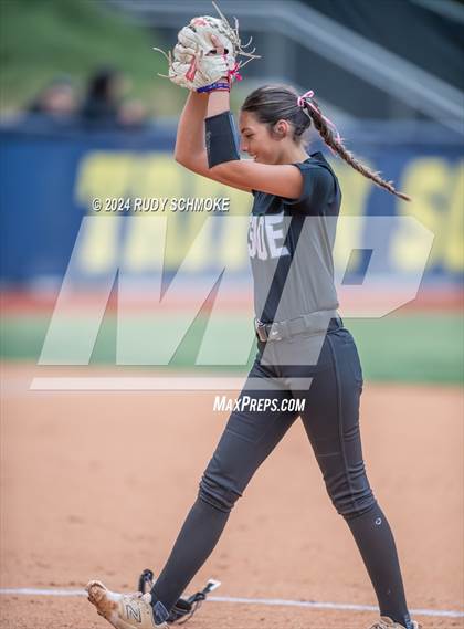 Thumbnail 1 in Sage Creek vs. Oceanside (CIFSDS Division 3 Championship) photogallery.