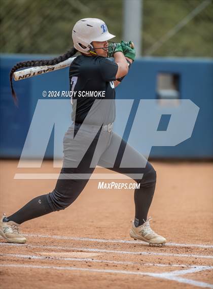 Thumbnail 2 in Sage Creek vs. Oceanside (CIFSDS Division 3 Championship) photogallery.