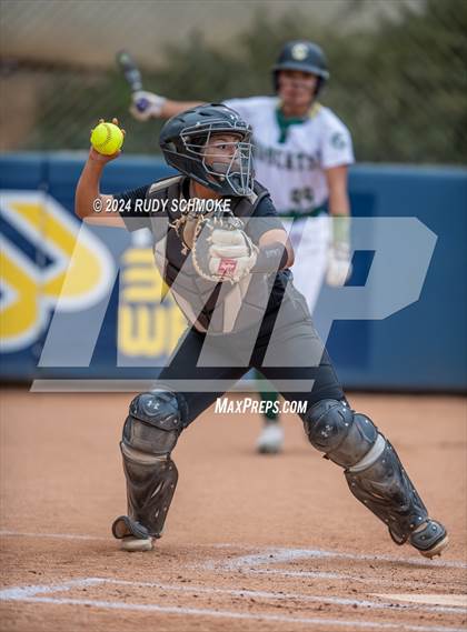 Thumbnail 1 in Sage Creek vs. Oceanside (CIFSDS Division 3 Championship) photogallery.