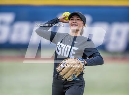 Thumbnail 2 in Sage Creek vs. Oceanside (CIFSDS Division 3 Championship) photogallery.