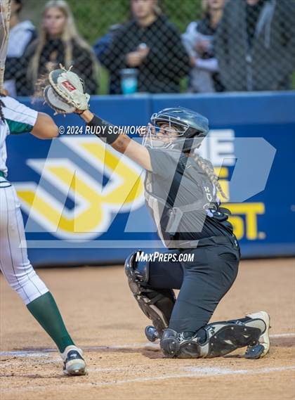 Thumbnail 2 in Sage Creek vs. Oceanside (CIFSDS Division 3 Championship) photogallery.