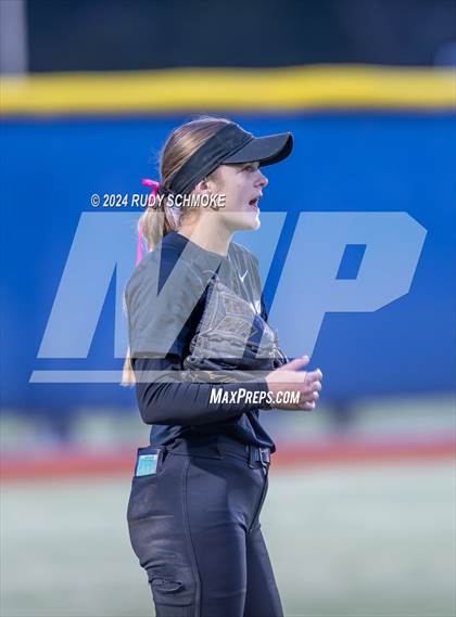 Thumbnail 2 in Sage Creek vs. Oceanside (CIFSDS Division 3 Championship) photogallery.