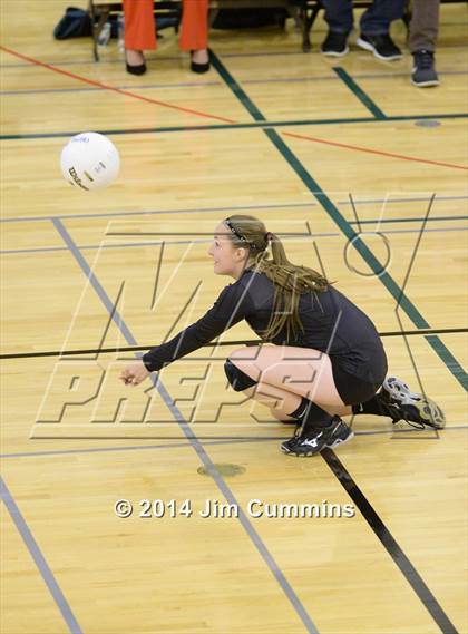 Thumbnail 2 in Leyden @ Elk Grove photogallery.