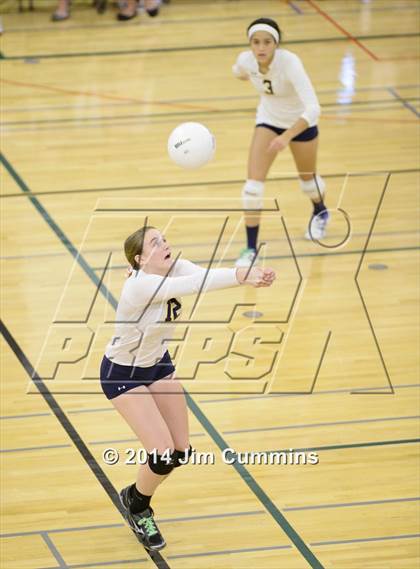 Thumbnail 1 in Leyden @ Elk Grove photogallery.