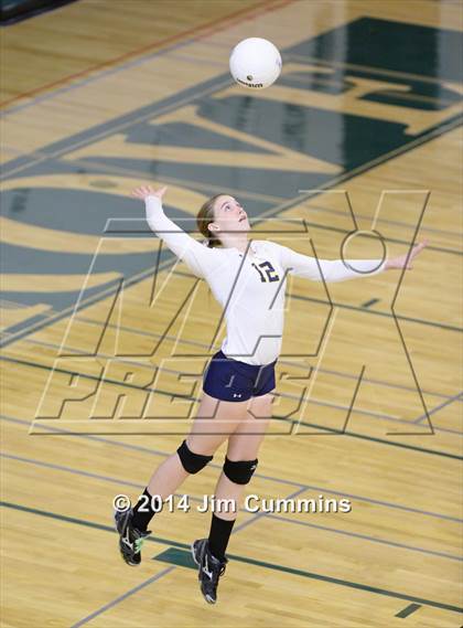 Thumbnail 2 in Leyden @ Elk Grove photogallery.