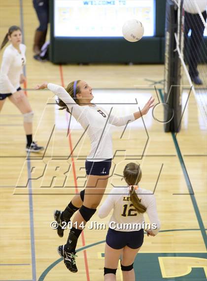 Thumbnail 2 in Leyden @ Elk Grove photogallery.
