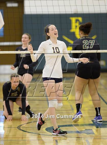 Thumbnail 1 in Leyden @ Elk Grove photogallery.