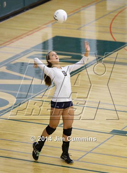 Thumbnail 2 in Leyden @ Elk Grove photogallery.