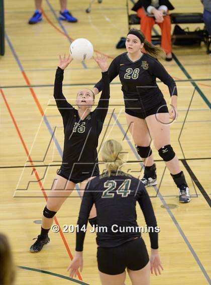 Thumbnail 1 in Leyden @ Elk Grove photogallery.