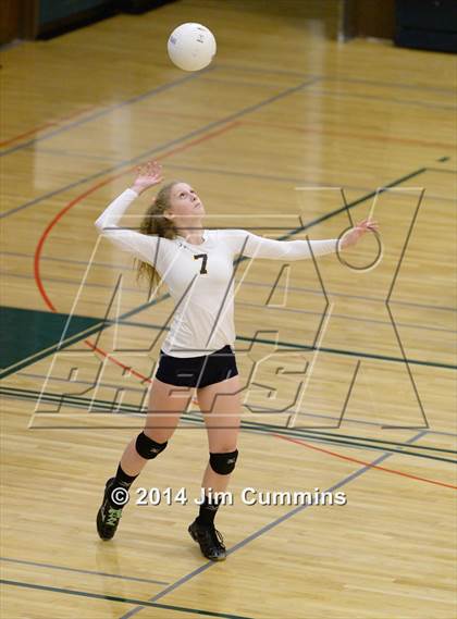 Thumbnail 2 in Leyden @ Elk Grove photogallery.