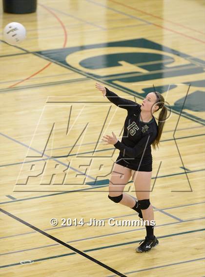Thumbnail 3 in Leyden @ Elk Grove photogallery.