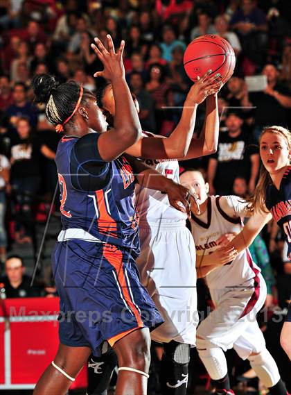 Thumbnail 2 in Alemany vs. Chaminade (CIF SoCal Regional D3 Final) photogallery.