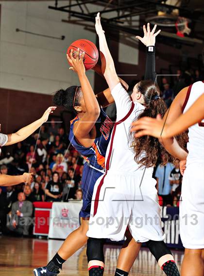 Thumbnail 1 in Alemany vs. Chaminade (CIF SoCal Regional D3 Final) photogallery.