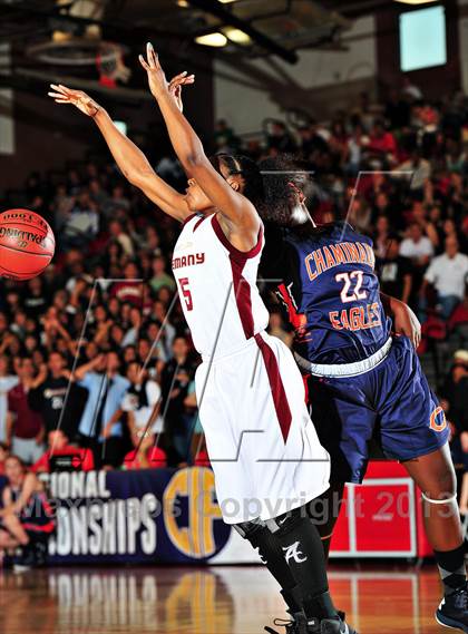 Thumbnail 3 in Alemany vs. Chaminade (CIF SoCal Regional D3 Final) photogallery.