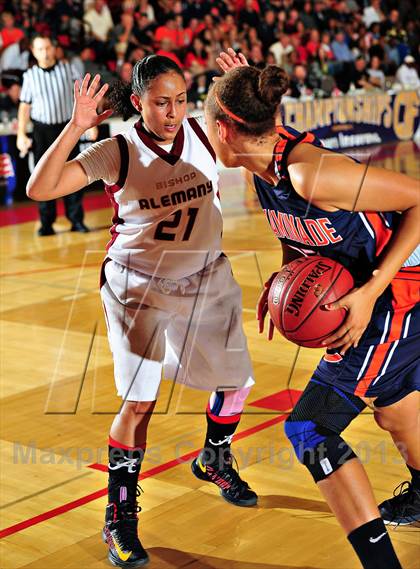 Thumbnail 2 in Alemany vs. Chaminade (CIF SoCal Regional D3 Final) photogallery.
