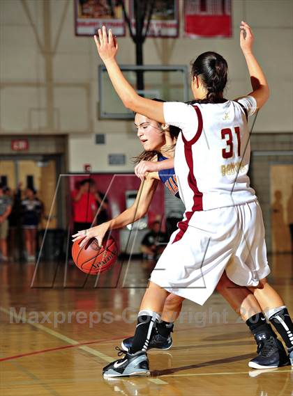 Thumbnail 1 in Alemany vs. Chaminade (CIF SoCal Regional D3 Final) photogallery.