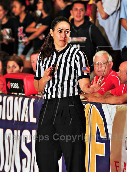 Thumbnail 3 in Alemany vs. Chaminade (CIF SoCal Regional D3 Final) photogallery.