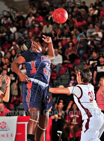 Thumbnail 3 in Alemany vs. Chaminade (CIF SoCal Regional D3 Final) photogallery.