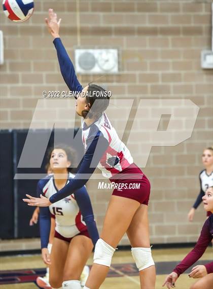 Thumbnail 3 in Rocky Mountain vs Dakota Ridge (Eagle Invite) photogallery.