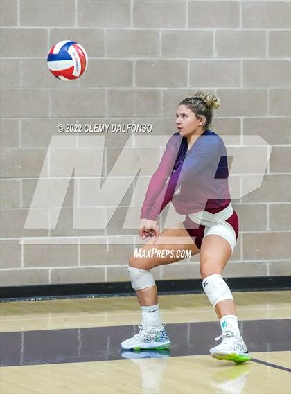 Thumbnail 3 in Rocky Mountain vs Dakota Ridge (Eagle Invite) photogallery.