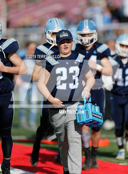 Thumbnail 3 in Orem vs. Salem Hills (UHSAA 5A Semifinal) photogallery.