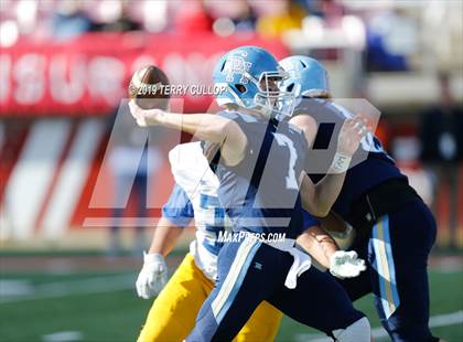 Thumbnail 3 in Orem vs. Salem Hills (UHSAA 5A Semifinal) photogallery.
