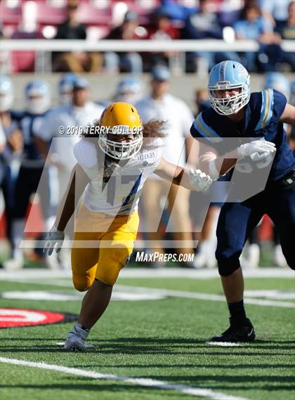 Thumbnail 2 in Orem vs. Salem Hills (UHSAA 5A Semifinal) photogallery.