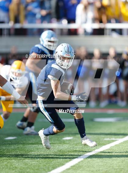 Thumbnail 1 in Orem vs. Salem Hills (UHSAA 5A Semifinal) photogallery.