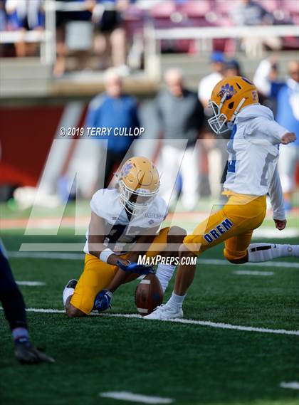 Thumbnail 1 in Orem vs. Salem Hills (UHSAA 5A Semifinal) photogallery.