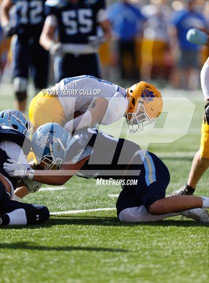 Thumbnail 3 in Orem vs. Salem Hills (UHSAA 5A Semifinal) photogallery.
