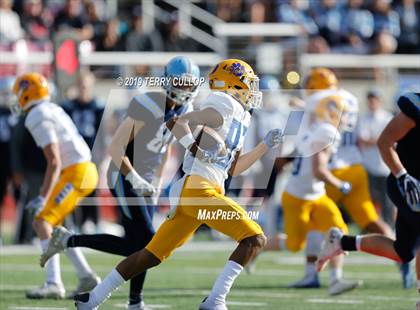 Thumbnail 3 in Orem vs. Salem Hills (UHSAA 5A Semifinal) photogallery.
