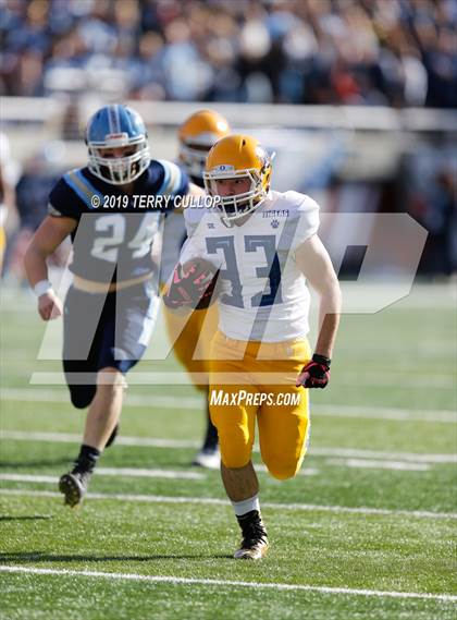 Thumbnail 1 in Orem vs. Salem Hills (UHSAA 5A Semifinal) photogallery.