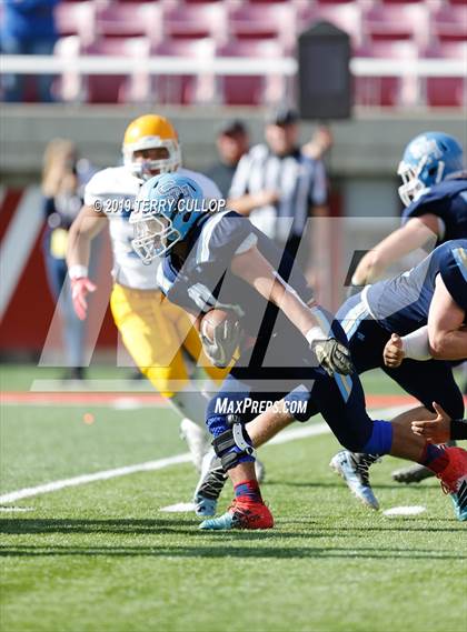 Thumbnail 1 in Orem vs. Salem Hills (UHSAA 5A Semifinal) photogallery.