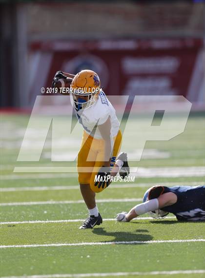 Thumbnail 2 in Orem vs. Salem Hills (UHSAA 5A Semifinal) photogallery.