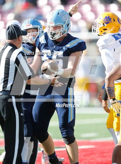 Thumbnail 2 in Orem vs. Salem Hills (UHSAA 5A Semifinal) photogallery.