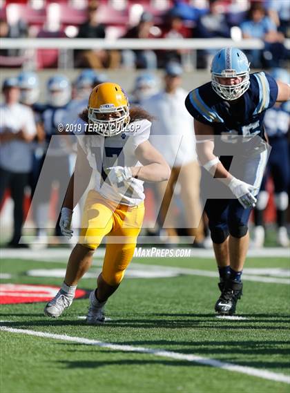 Thumbnail 3 in Orem vs. Salem Hills (UHSAA 5A Semifinal) photogallery.