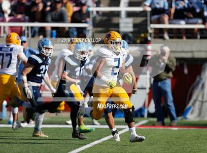 Thumbnail 3 in Orem vs. Salem Hills (UHSAA 5A Semifinal) photogallery.