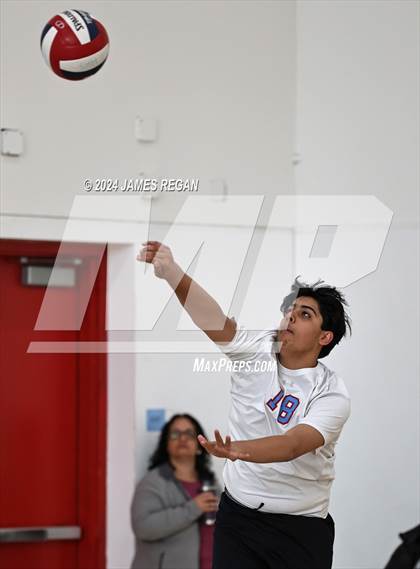 Thumbnail 1 in Fremont vs. Hillsdale (Days and Knights Tournament) photogallery.