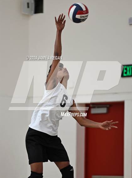 Thumbnail 1 in Fremont vs. Hillsdale (Days and Knights Tournament) photogallery.