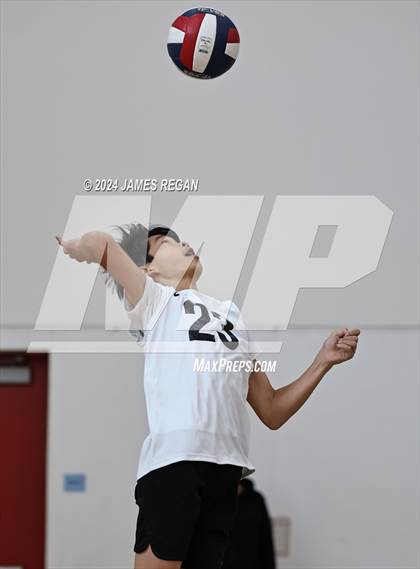 Thumbnail 2 in Fremont vs. Hillsdale (Days and Knights Tournament) photogallery.