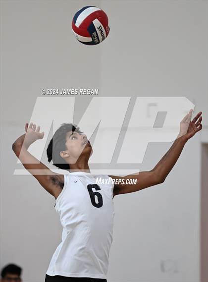 Thumbnail 1 in Fremont vs. Hillsdale (Days and Knights Tournament) photogallery.